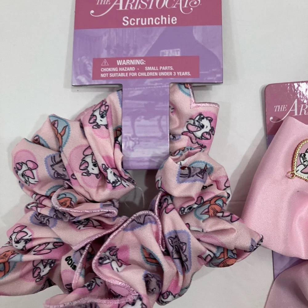 Disney Aristocats Bow/Scrunchie Set